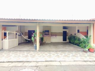 Casa no Condomínio Zeus I com 3 quartos (2 suíte)