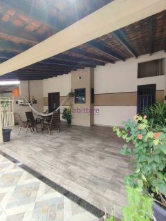 Casa no Condomínio Zeus I com 3 quartos (2 suíte)