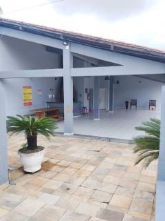 Casa no Condomínio Zeus I com 3 quartos (2 suíte)