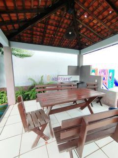 Casa no Condomínio Zeus I com 3 quartos (2 suíte)