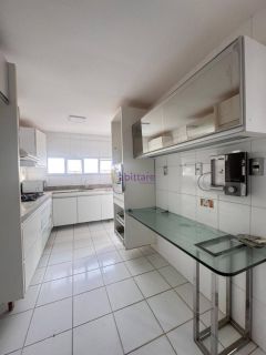 Apartamento de 155m² com 4 quartos (3 suítes) no Mirante das Dunas - Ponta do Farol