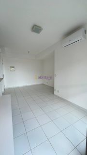 Alugo apartamento com 2 quartos (1 suíte) no Jardim de Provence
