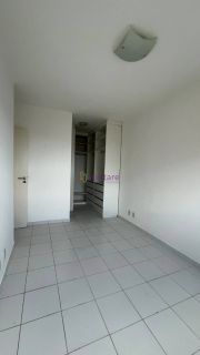 Alugo apartamento com 2 quartos (1 suíte) no Jardim de Provence