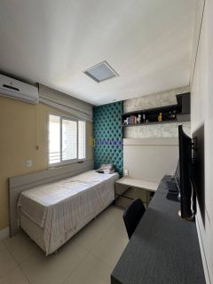 Apartamento no Jardim de Vêneto - 131m² com 03 suítes (1 com closet).