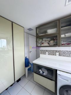 Apartamento no Jardim de Vêneto - 131m² com 03 suítes (1 com closet).