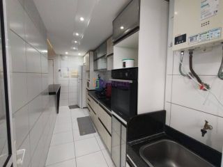 Vendo apartamento mobiliado com 2 quartos (1 suíte) no Ilha Parque Residence
