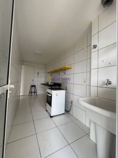 Alugo apartamento com 2 quartos (1 suíte) no Ilha Parque Residence