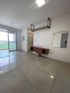 Alugo apartamento com 2 quartos (1 suíte) no Ilha Parque Residence