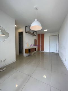 Alugo apartamento com 2 quartos (1 suíte) no Ilha Parque Residence