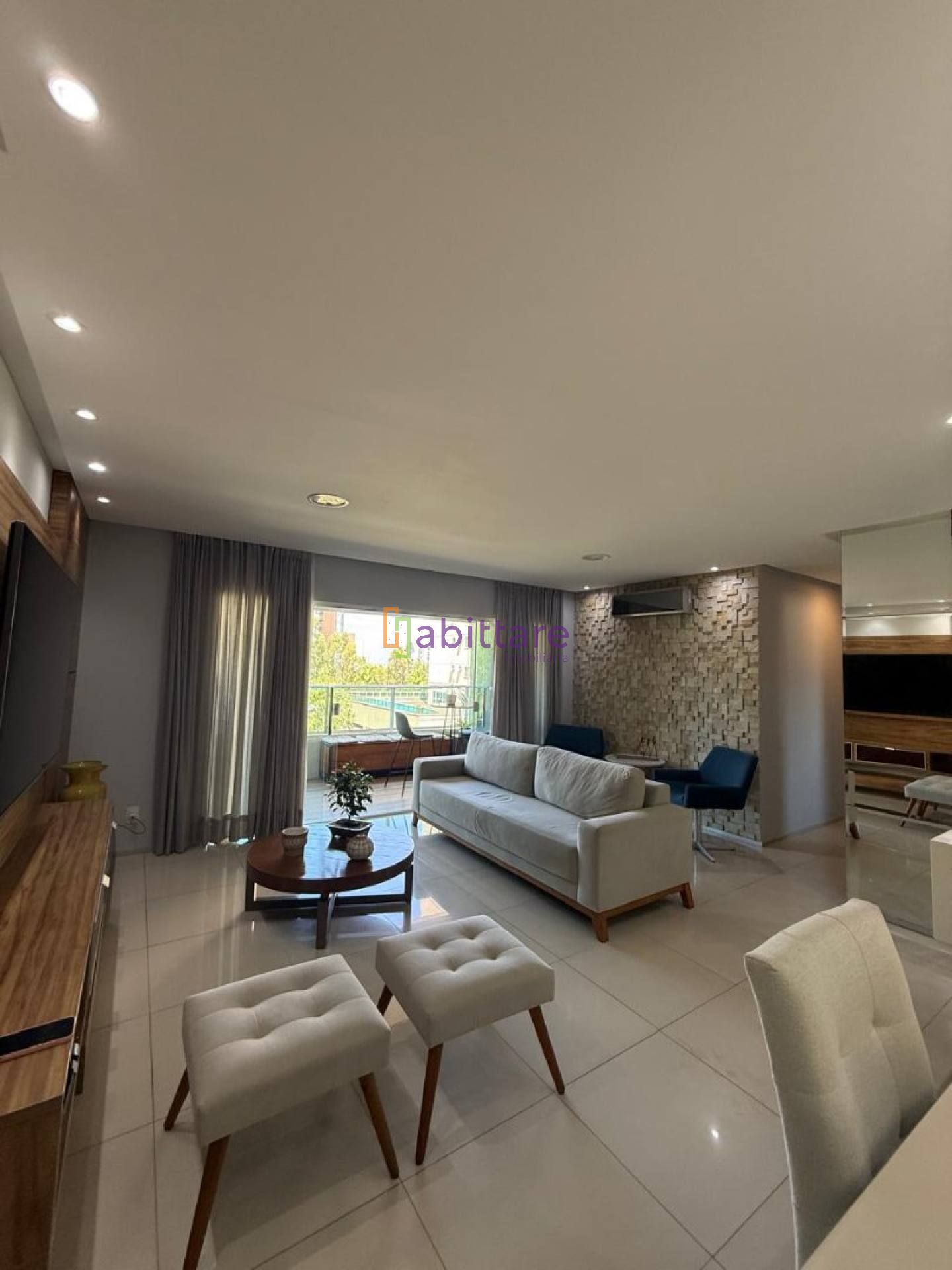 Apartamento Mobiliado de 127m² com 3 suítes no Vancouver Residence - Jardim Renascença