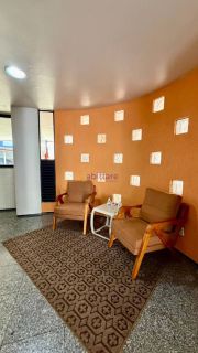 Alugo apartamento com 2 quartos (1 suíte) no Edifício Porto Seguro
