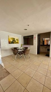 Alugo apartamento com 2 quartos (1 suíte) no Edifício Porto Seguro