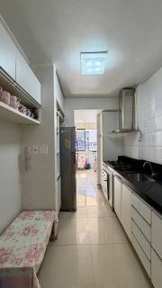 Alugo apartamento com 2 quartos (1 suíte) no Edifício Porto Seguro