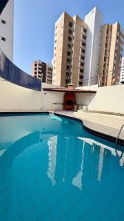 Alugo apartamento com 2 quartos (1 suíte) no Edifício Porto Seguro