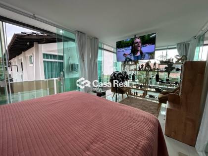 Mansão de Luxo com 1.000m² de Sofisticação e Exclusividade