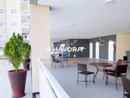 Apartamento disponível para locação no condomínio Prime Calhau I, com excelente ventilação e posição nascente.