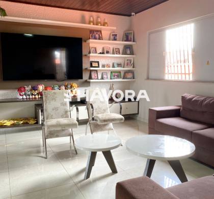 Casa Duplex à venda no Vinhais