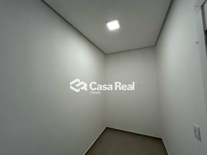 Casa térrea com área de lazer completa no lado praia