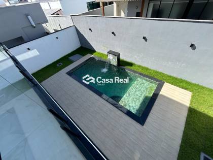 Linda Casa no Condomínio Damha