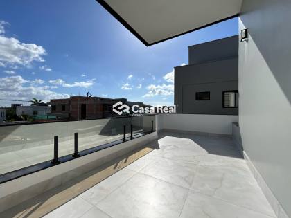 Linda Casa no Condomínio Damha