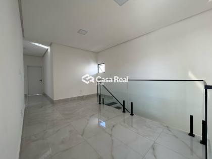 Linda Casa no Condomínio Damha