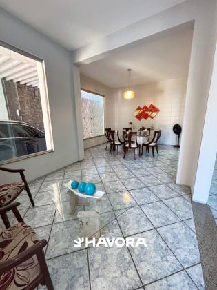 Casa Duplex Residencial com perfil Comercial