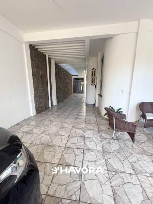 Casa Duplex Residencial com perfil Comercial