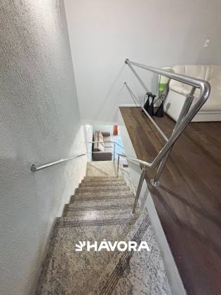 Casa Duplex Residencial com perfil Comercial