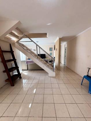 Casa duplex no Jardim São Francisco