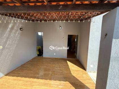Linda casa no Jardim Turu