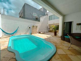 Ótima opção de casa aqui no Araçagy , na descida para a Praia do Meio!