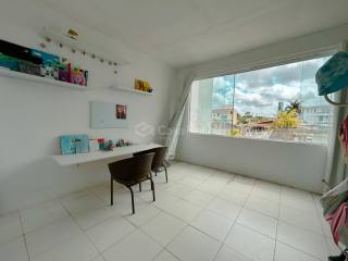 Ótima opção de casa aqui no Araçagy , na descida para a Praia do Meio!