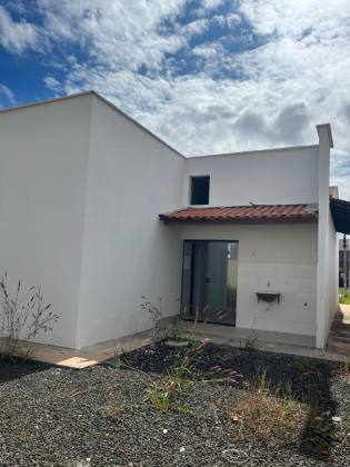 CASA TÉRREA ALDEBARAN LESTE