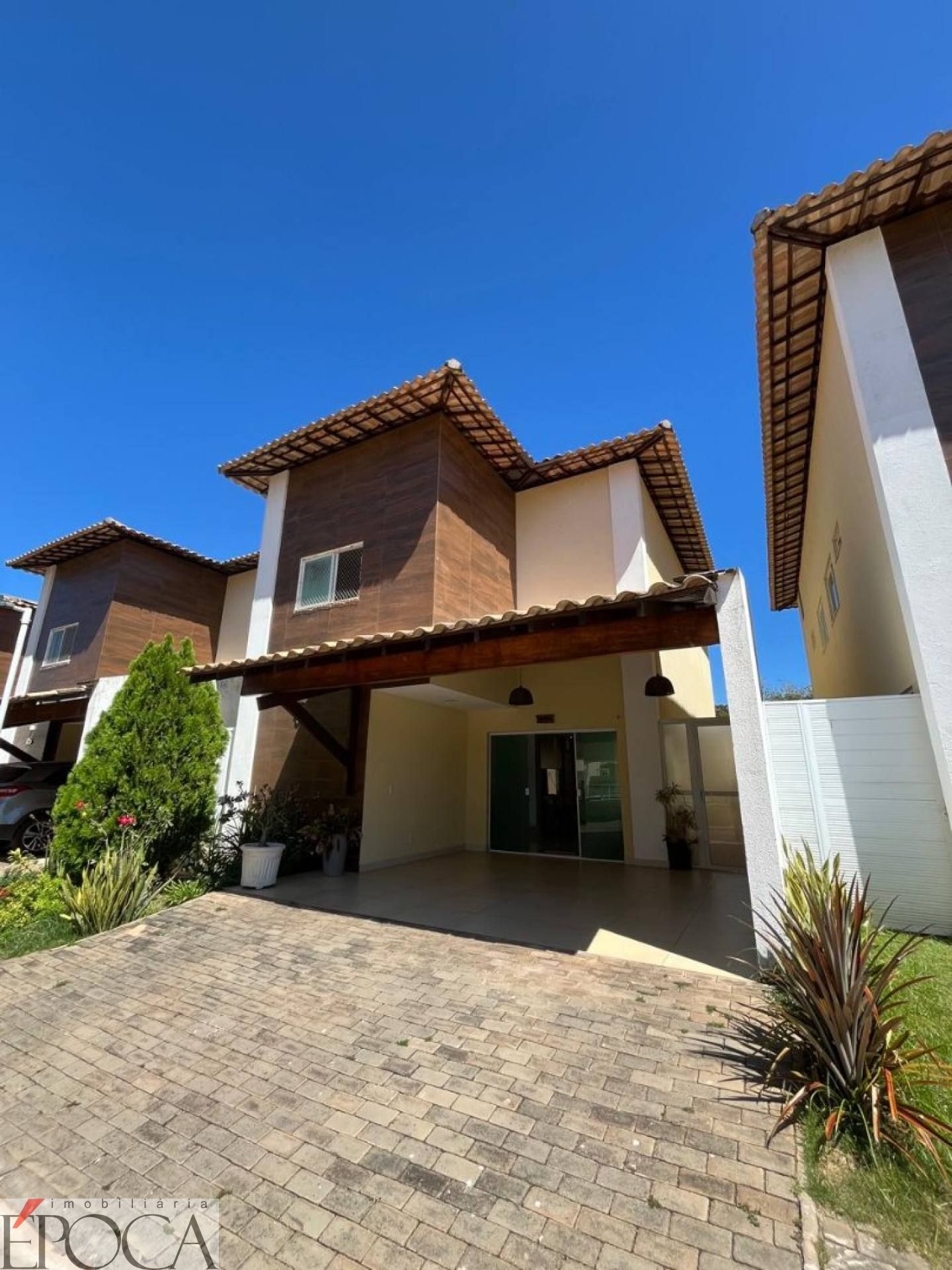 CONDOMÍNIO MONTANA PREMIER