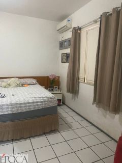 CASA NO BAIRRO JÓQUEI