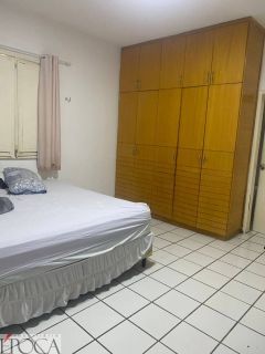 CASA NO BAIRRO JÓQUEI