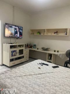 CASA NO BAIRRO JÓQUEI