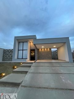 CASA PORTEIRA FECHADA ALDEBARAN LESTE