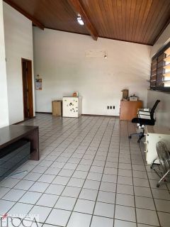 CASA NO BAIRRO NOIVOS