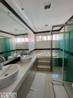 CASA DUPLEX NO BAIRRO LOURIVAL PARENTE