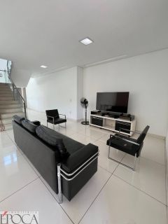 CASA DUPLEX NO BAIRRO LOURIVAL PARENTE