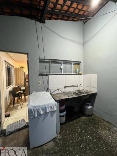 CASA PORTEIRA FECHADA NO BAIRRO TODOS OS SANTOS