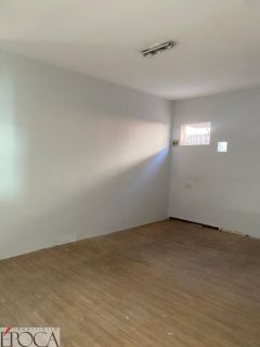 CASA COMERCIAL NO CENTRO SUL