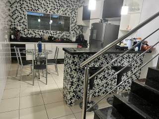 CASA NO BAIRRO VALE QUEM TEM