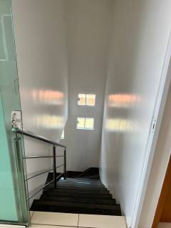 CASA NO BAIRRO VALE QUEM TEM