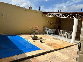 CASA NO BAIRRO VALE QUEM TEM