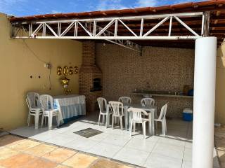 CASA NO BAIRRO VALE QUEM TEM