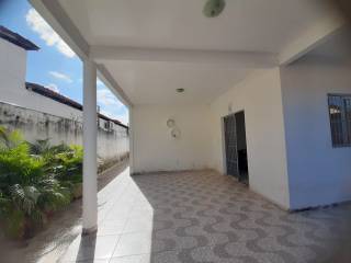 CASA NO BAIRRO ZOOBOTÂNICO