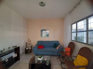 CASA NO BAIRRO ZOOBOTÂNICO