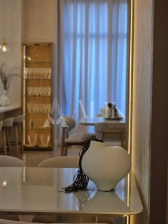 Excelente apartamento na  Meia Praia 3 suítes e 2 vagas ampla área de lazer